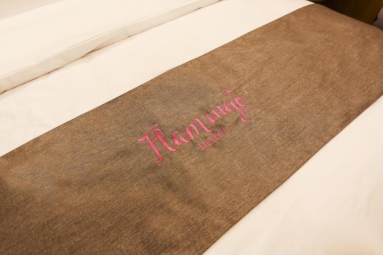 Hotel Flamingo Теджън Екстериор снимка